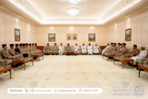 وفد الأكاديمية العسكرية للدراسات العليا والاستراتيجية بجمهورية مصر العربية يزور مجلس الشورى ويطلع على آلية عمله